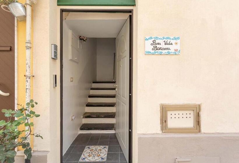 اتاق لوکس سه تخته, Pura Vida Barocca