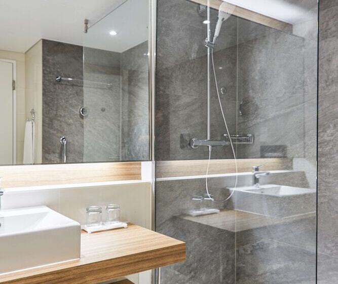 اتاق استاندارد, Radisson Blu Hotel Frankfurt