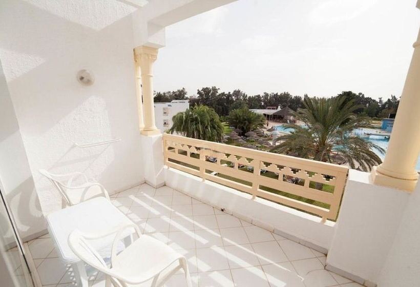 اتاق استاندارد یک نفره, Liberty Resort