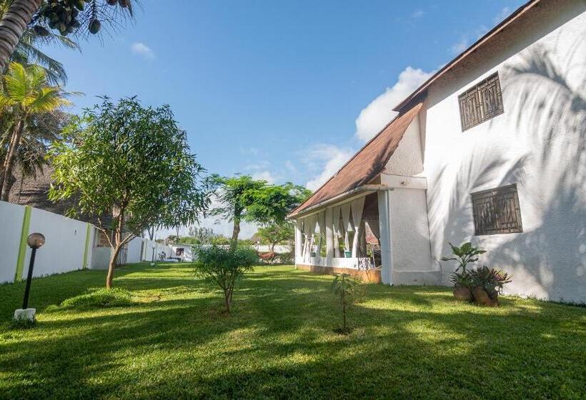 خانه 1 خوابه, Villa Ameera Malindi