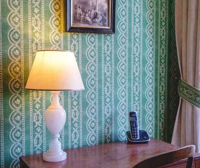 Romantic Room, Château La Comtesse De Loire & Spa