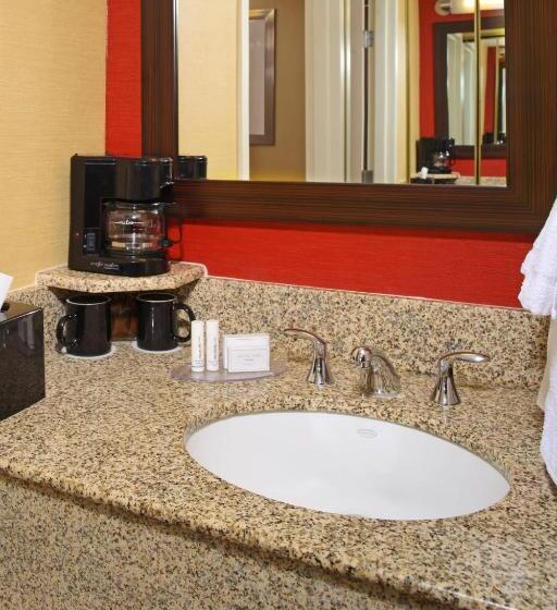 Люкс Кровать Кинг, Courtyard By Marriott Baltimore Downtown/inner Harbor