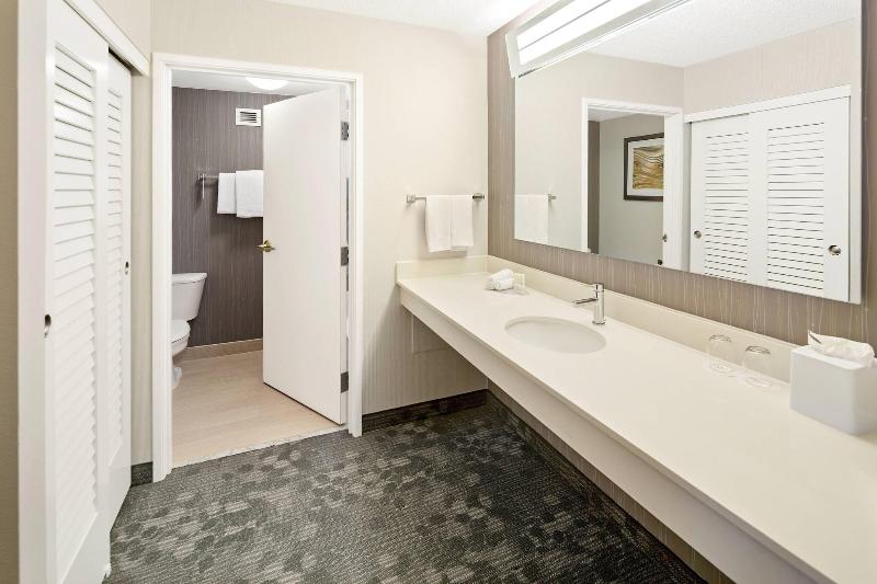 Suite Queen Bed, Courtyard By Marriott Bryan College Station