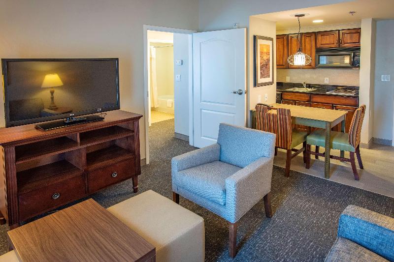 Люкс Кровать Кинг, Pensacola Suites