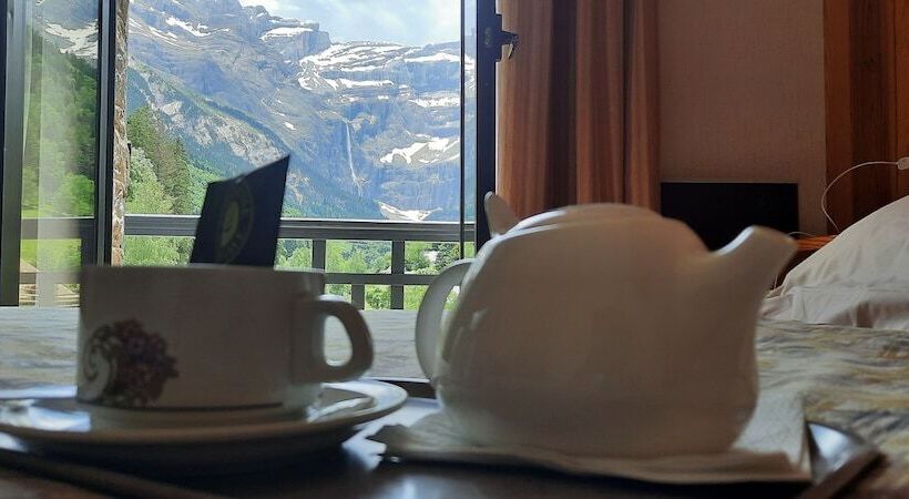 Номер Стандарт, Hôtel Vignemale