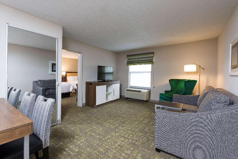 Люкс, Hampton Inn & Suites East Lansing/okemos