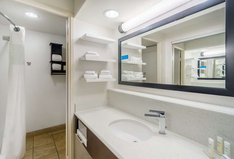 اتاق استاندارد برای معلولان, Hampton Inn Terre Haute