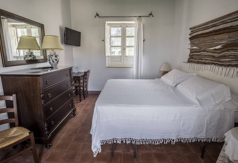 Quarto Estandar, Masseria Degli Ulivi   Noto