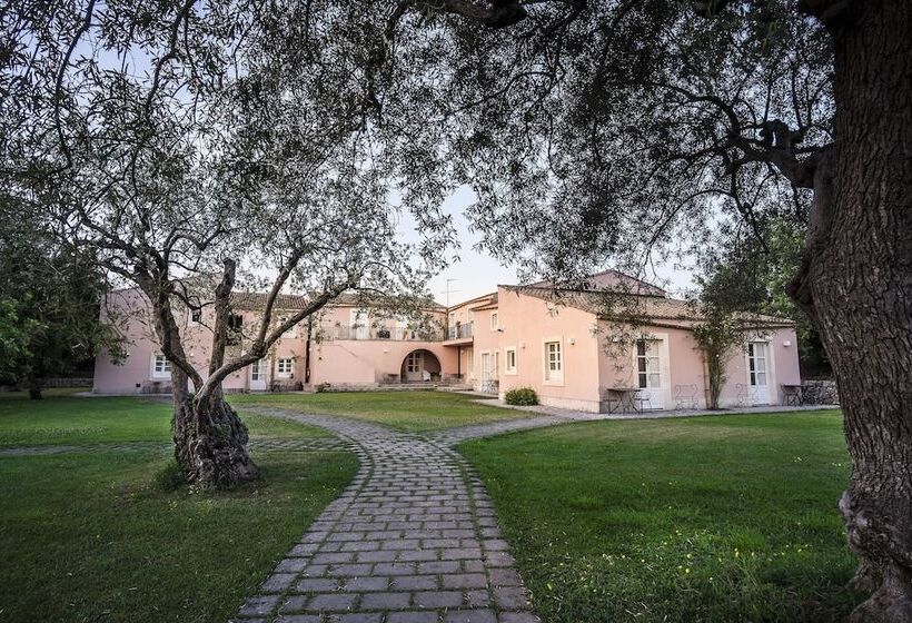 Quarto Superior, Masseria Degli Ulivi   Noto