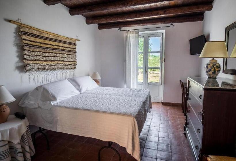 Quarto Estandar, Masseria Degli Ulivi   Noto