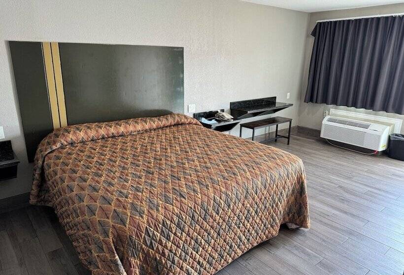 标准间, Nola Inn & Suites