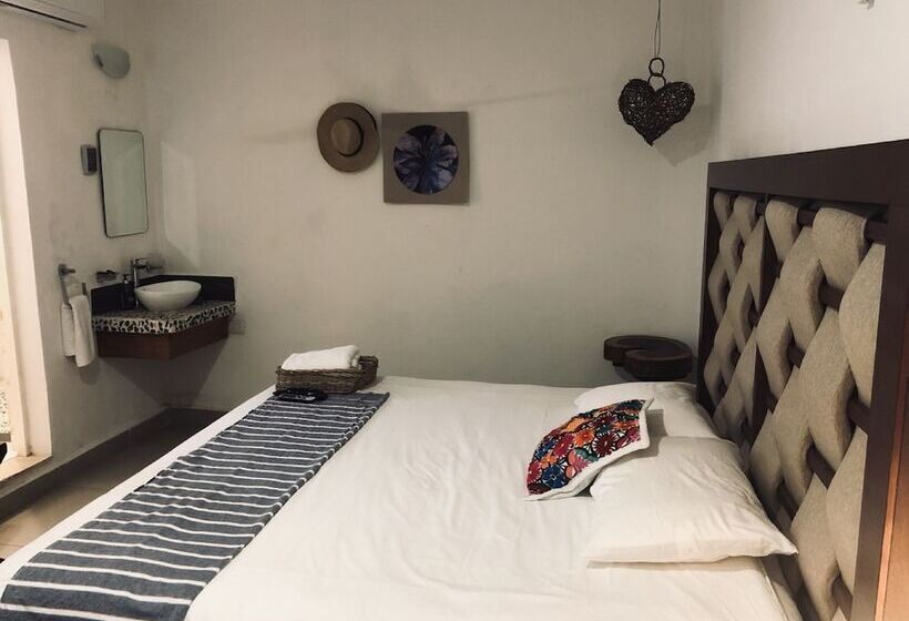 デラックスルーム, Casa Bizu