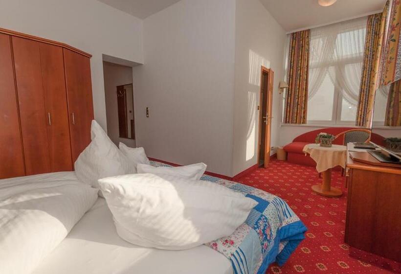 Трехместный Номер Комфорт, Inselhotel Ihnken
