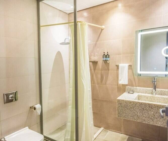 Номер Deluxe, Ewaa Express Hotel   Al Rawda