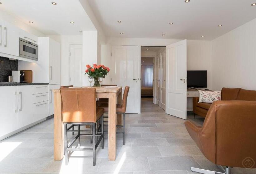 סוויטה, Artis Plantage Apartment