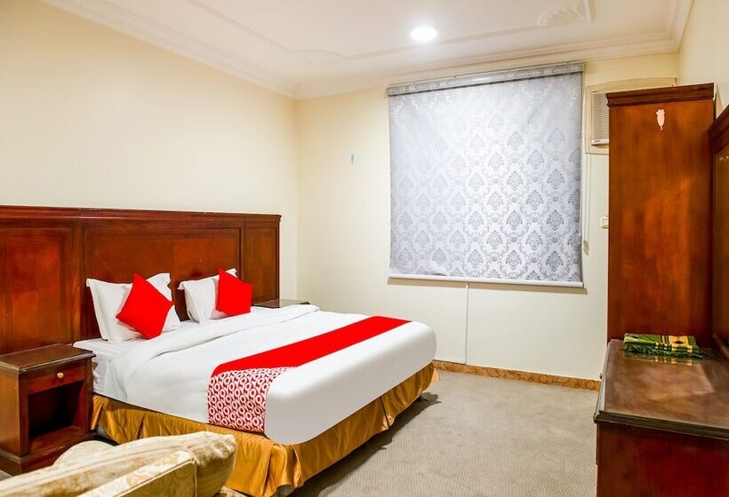 استودیوی استاندارد, Oyo 525 Rose Plaza1