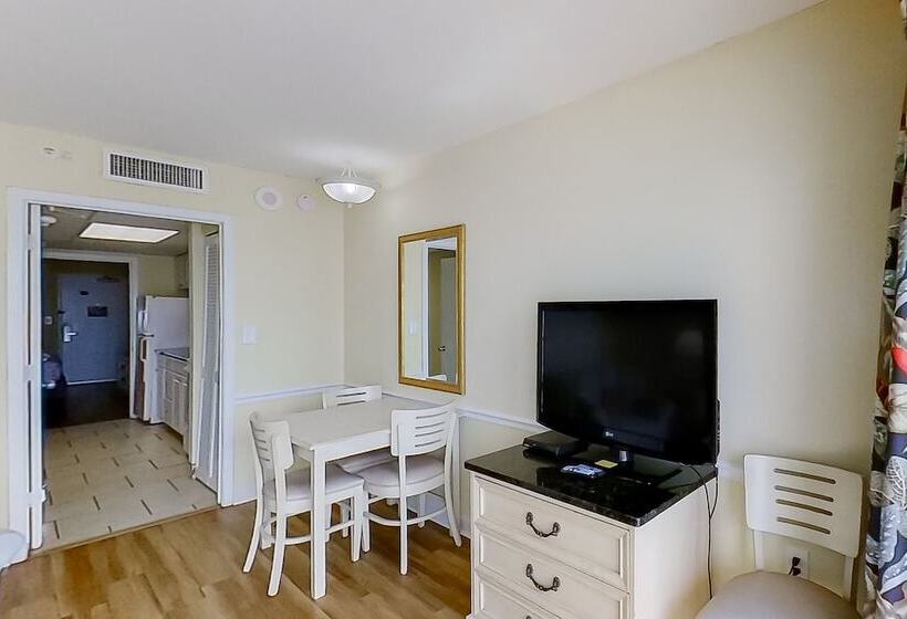 Люкс Вид на Море, Camelot By The Sea By Oceana Resorts