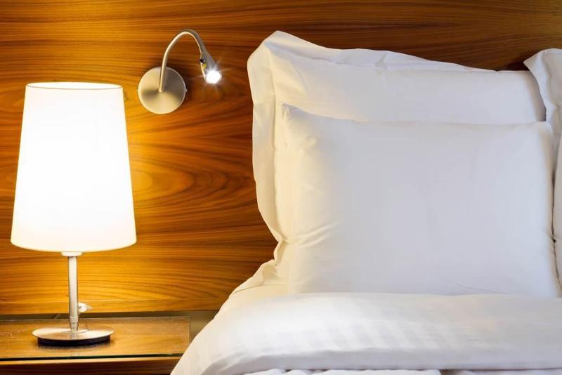 اتاق استاندارد با تخت بزرگ, Richmond Marriott Short Pump