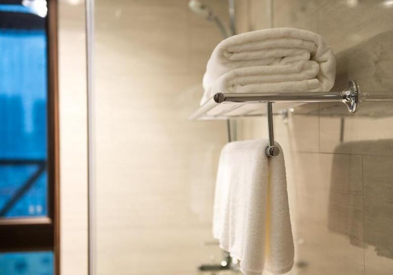 اتاق استاندارد با تخت بزرگ, Richmond Marriott Short Pump