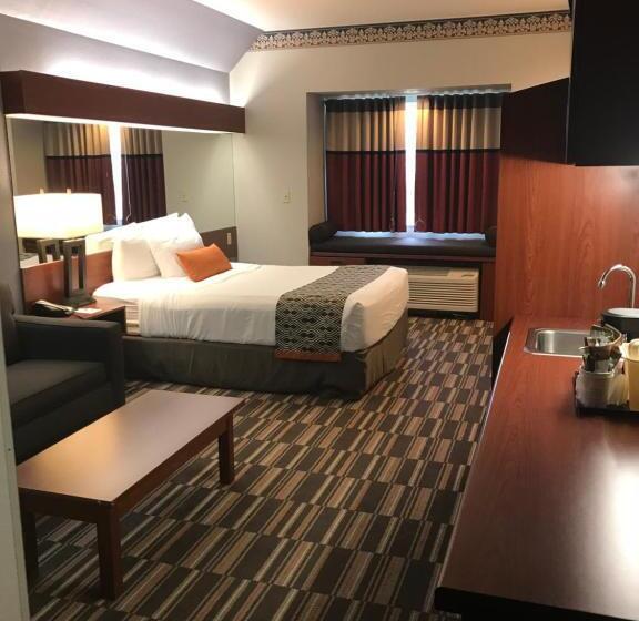Номер Стандарт, Microtel Inn & Suites Urbandale
