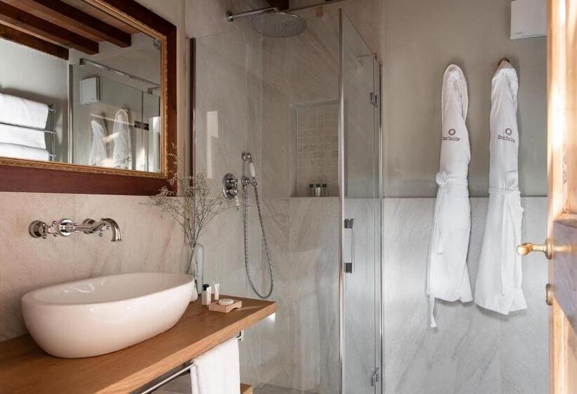 ویلای یک اتاق خوابه با استخر شنا, Relais Villa Olmo