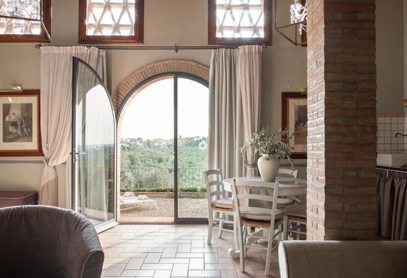 ویلای یک اتاق خوابه با استخر شنا, Relais Villa Olmo