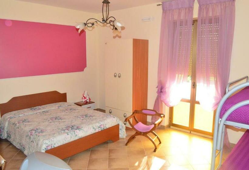 バルコニー付きスタンダードステューディオ, B&b Delfinia