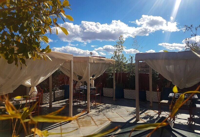 سوییت, Riad  Ksar Aylan