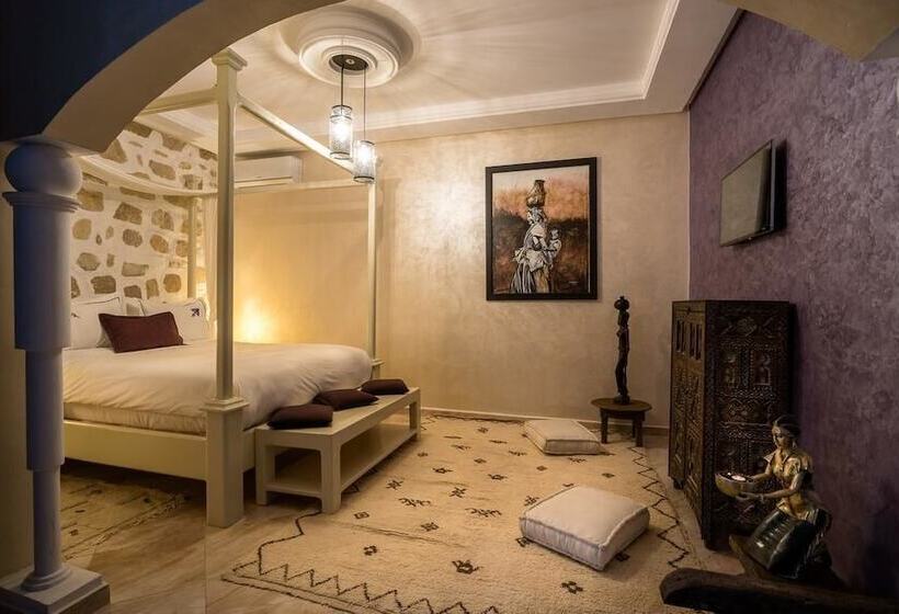 سوییت, Riad  Ksar Aylan