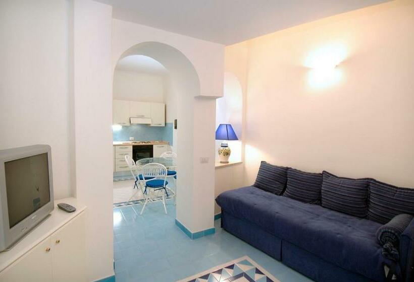 آپارتمان 1 خوابه, Aurora Residence