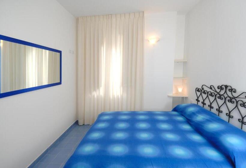 آپارتمان 2 خوابه, Aurora Residence