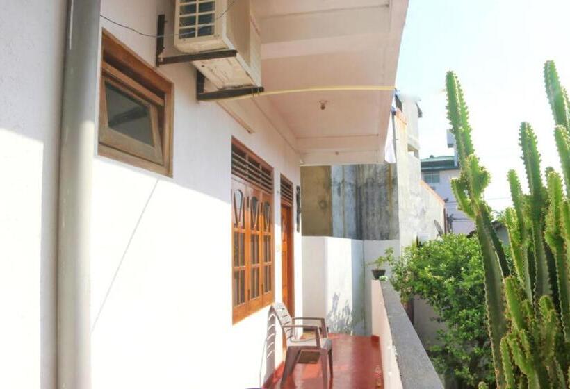 Номер Стандарт Трехместный, New Sea Lion Guest House