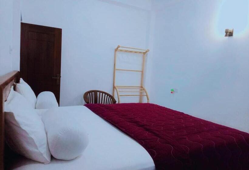 Апартаменты 2 Спальни, New Sea Lion Guest House