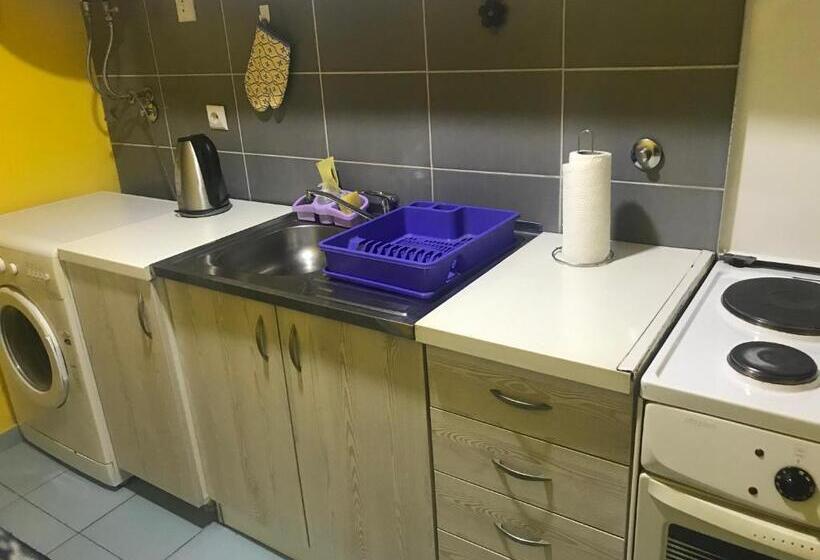سوییت خانوادگی, Niš Apartman