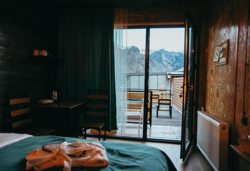 اتاق استاندارد با تخت بزرگ, Wooden Hotel Kazbegi