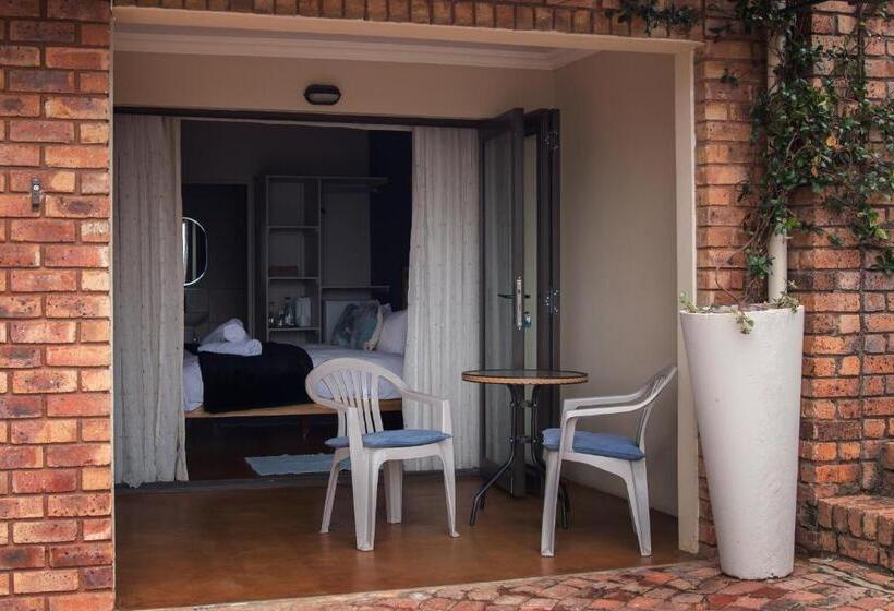 اتاق استاندارد, Annie's Boutique Guesthouse And Garden Spa