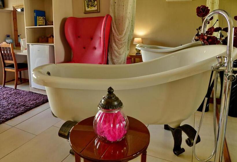 اتاق استاندارد, Annie's Boutique Guesthouse And Garden Spa
