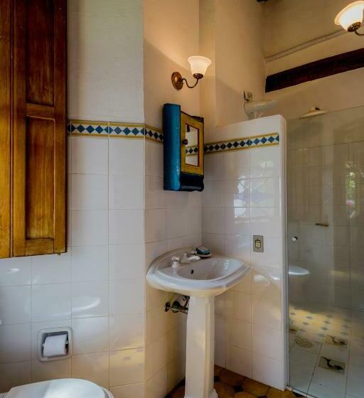 סוויטה משפחתית, Feiticeira Guesthouse