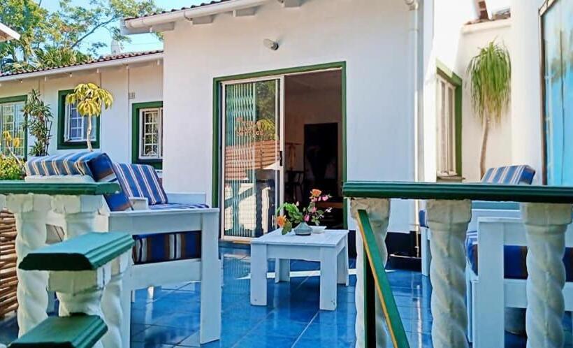 کلبه ییلاقی سوپریور یک خوابه, Queensburgh B&b Or Self Catering