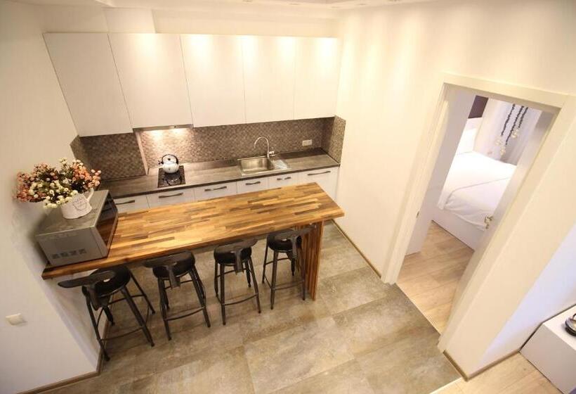 آپارتمان سوپریور 1 خوابه, Superior Apartments