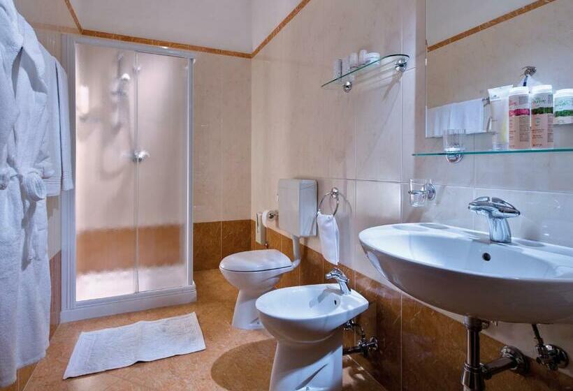 اتاق کلاسیک یک تخته, Terme Marco Polo