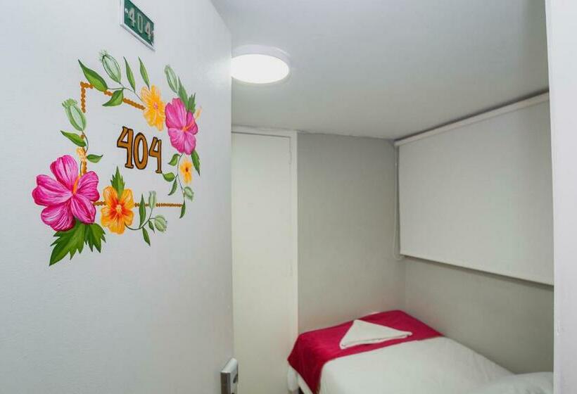 اتاق استاندارد یک نفره, Apartasuites & Hotel Bogota Teusaquillo