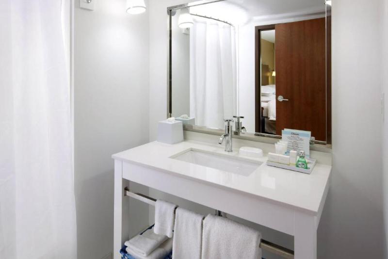 Стандартный Номер Кровать Кинг, Clarion Pointe Galveston Seawall