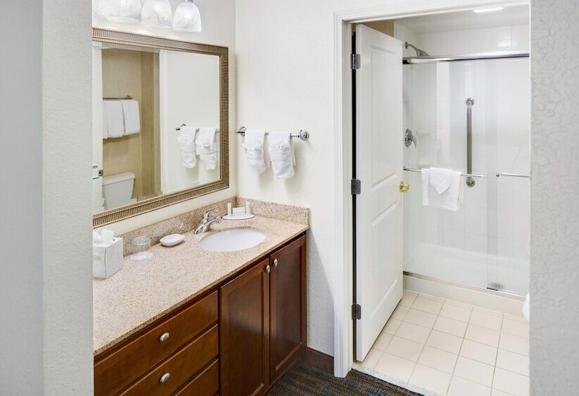 Люкс 2 Спальни, Residence Inn Milford