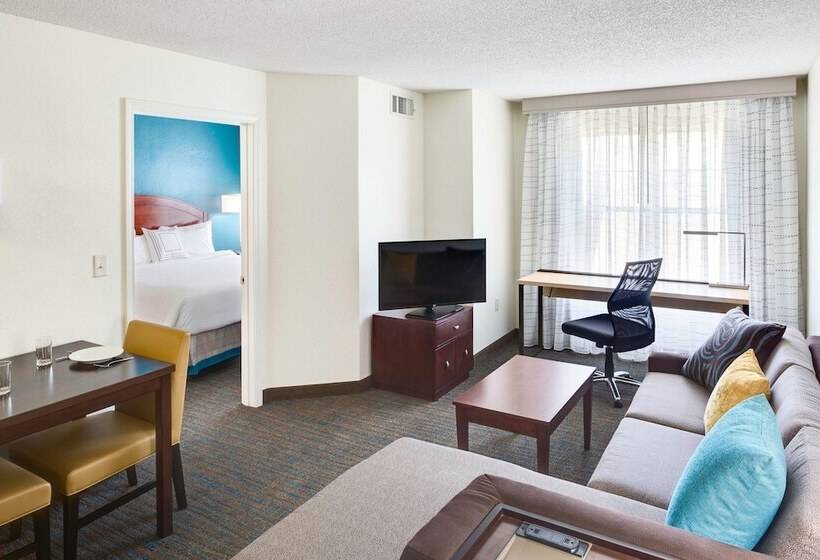 Люкс 2 Спальни, Residence Inn Milford