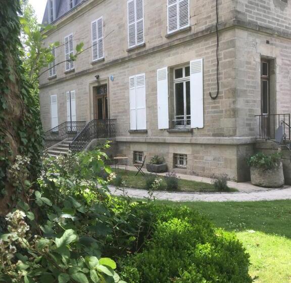 Номер Стандарт Вид на Сад, Chateau Gioux