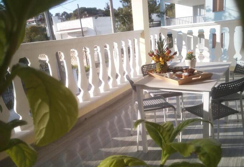 Четырехместный Номер Стандарт, Dolcesosta B&b