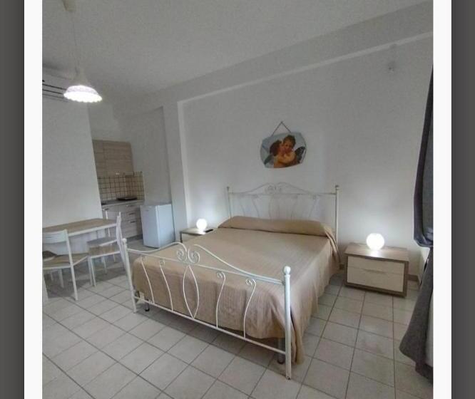 Семейное Студио, Dolcesosta B&b