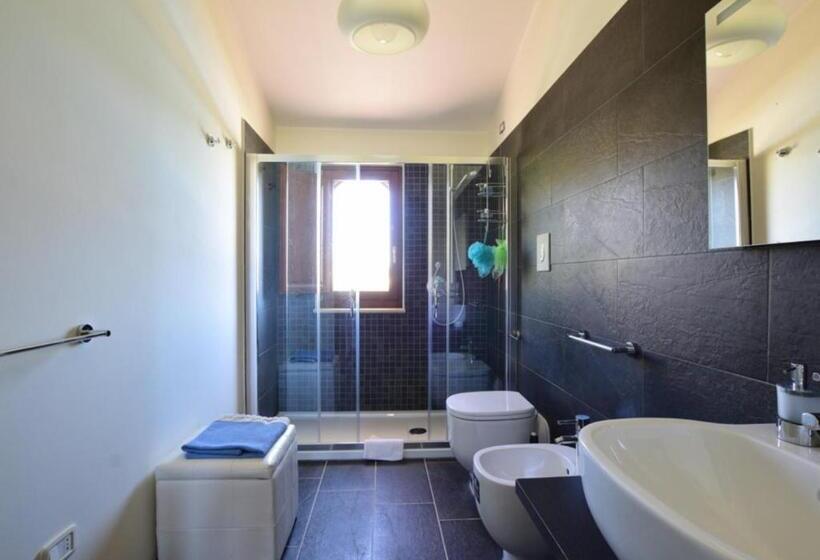 Standard room with outdoor bath, Agriturismo Trappeto Vecchio