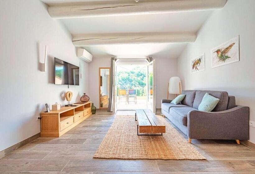 Люкс Вид на Сад, Domaine Ribiera, Hotel 5 Etoiles, Spa & Golf   Forcalquier
